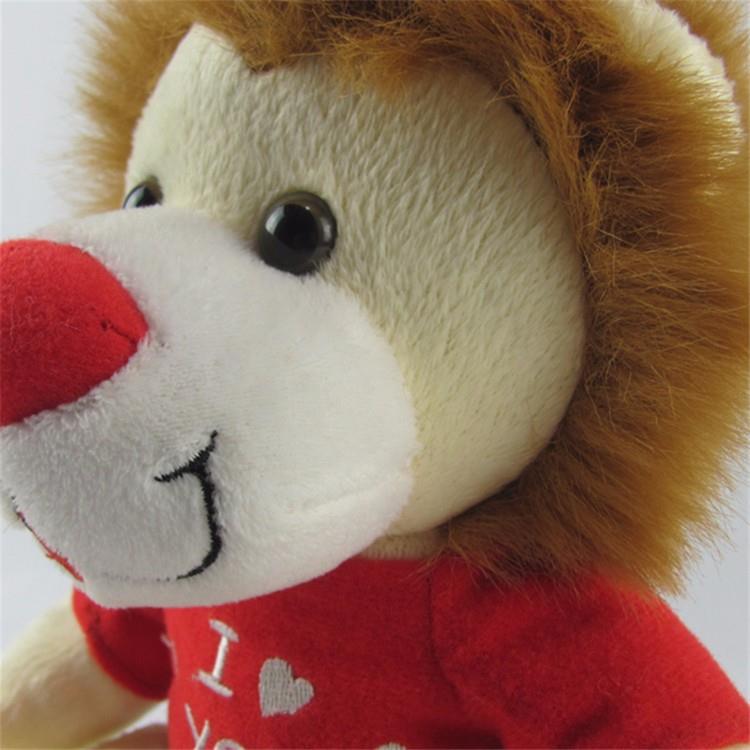 high quality plush material promotional customized lion type wild animal stuffed toy with t shitr for kid (2).jpg