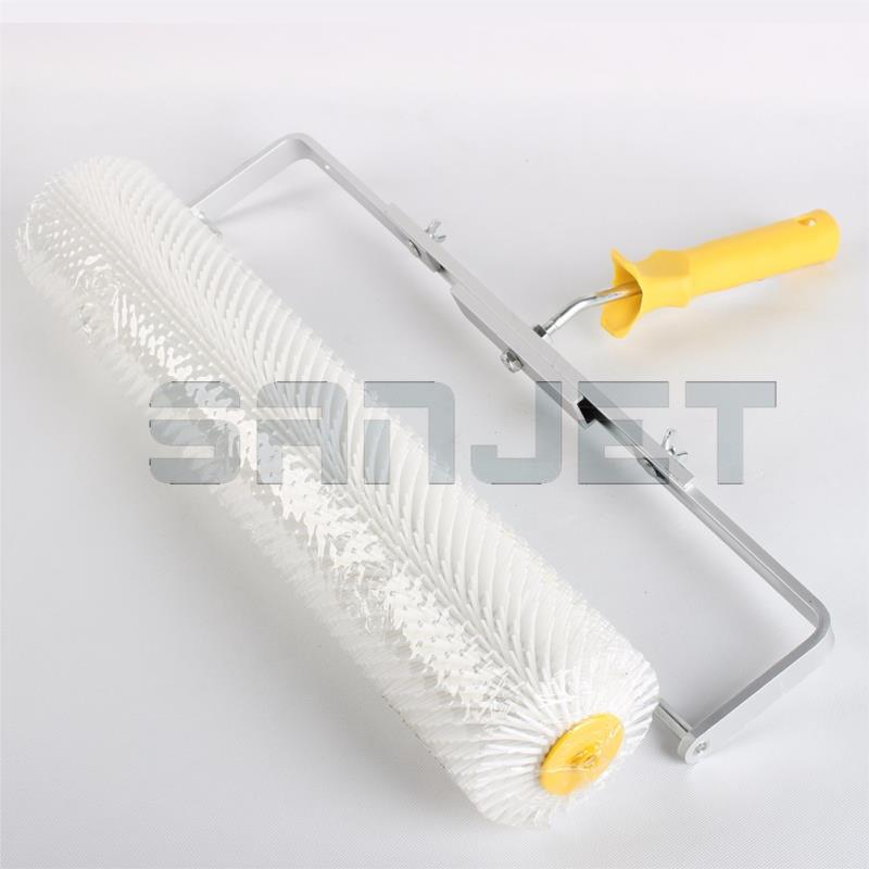 SANJET 490mm Spiked Roller with Aluminum Frame Plastic Handle 1 logo.jpg